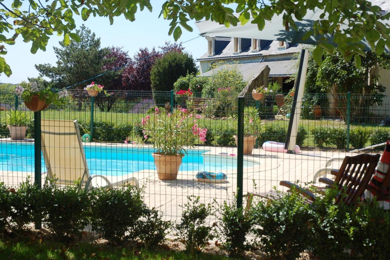 Le Logis Du Pressoir Chambre D'Hotes Bed & Breakfast In Beautiful 18Th Century Estate In The Heart Of The Loire Valley With Heated Pool And Extensive Grounds Bed & Breakfast Les Bois-d'Anjou Eksteriør bilde