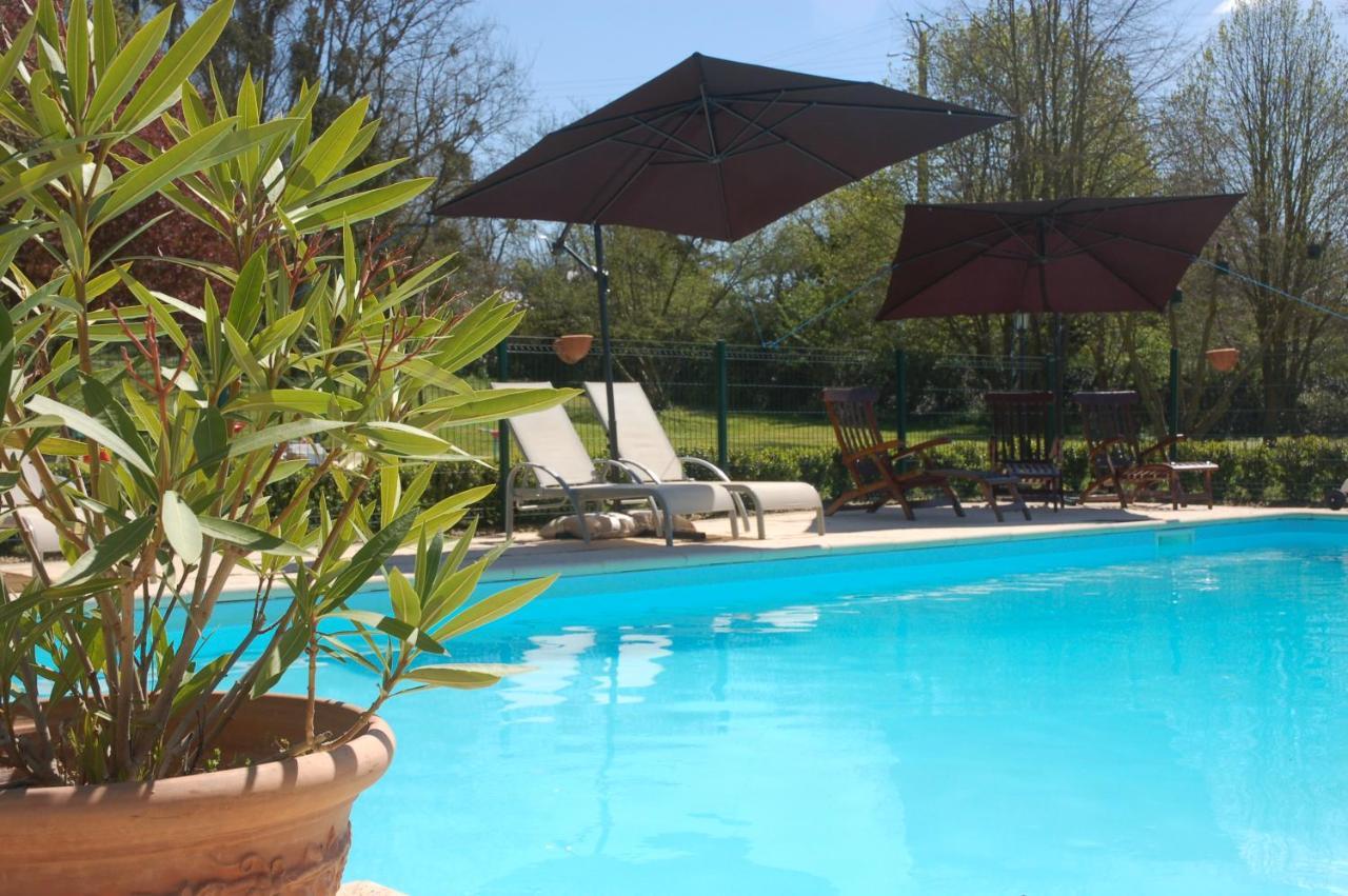 Le Logis Du Pressoir Chambre D'Hotes Bed & Breakfast In Beautiful 18Th Century Estate In The Heart Of The Loire Valley With Heated Pool And Extensive Grounds Bed & Breakfast Les Bois-d'Anjou Eksteriør bilde