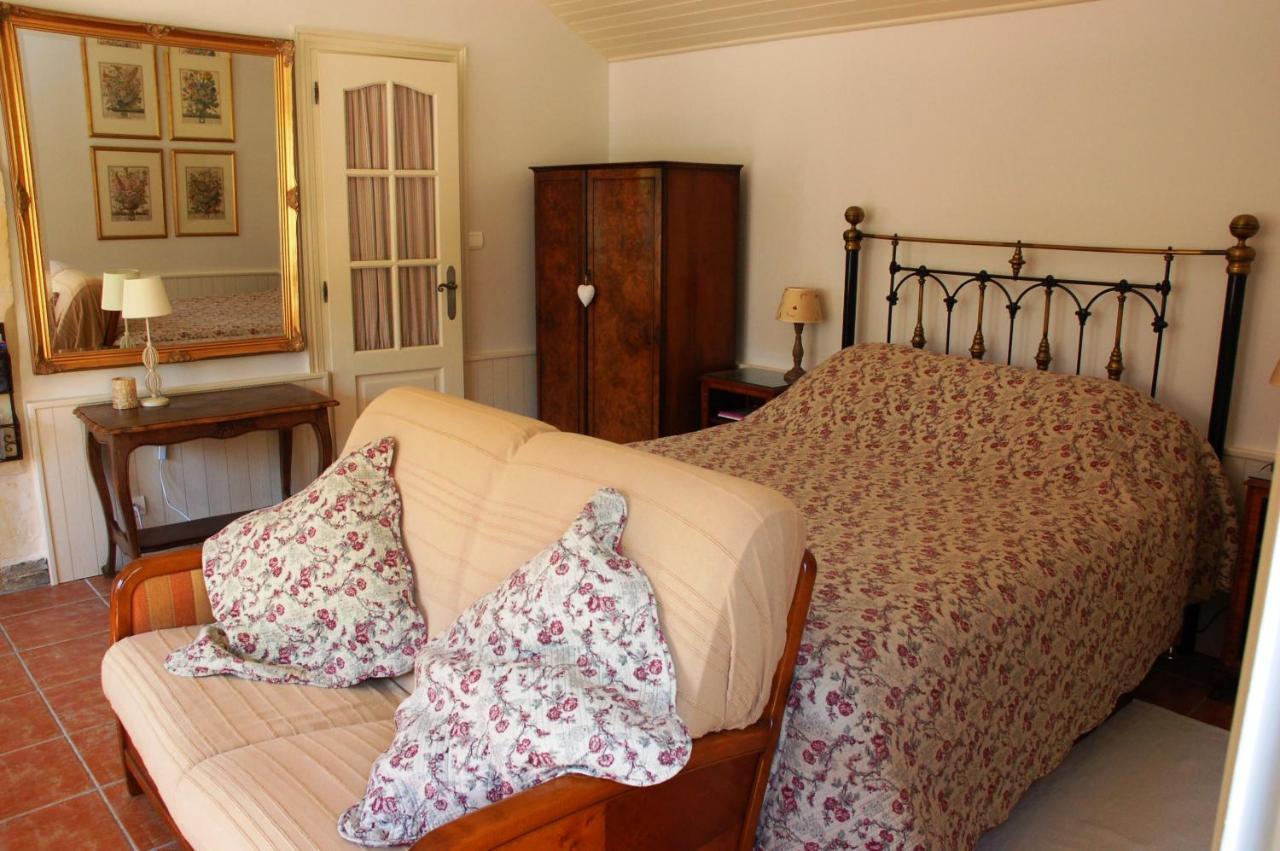 Le Logis Du Pressoir Chambre D'Hotes Bed & Breakfast In Beautiful 18Th Century Estate In The Heart Of The Loire Valley With Heated Pool And Extensive Grounds Bed & Breakfast Les Bois-d'Anjou Eksteriør bilde